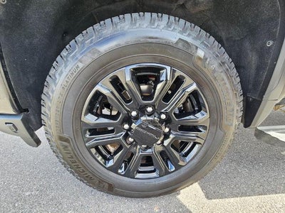 2021 GMC Sierra 2500 HD Crew Cab Standard Box 4-Wheel Drive Denali
