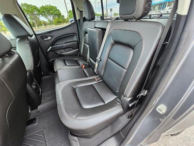 2022 GMC Canyon Crew Cab Short Box 4-Wheel Drive AT4 w/Leather