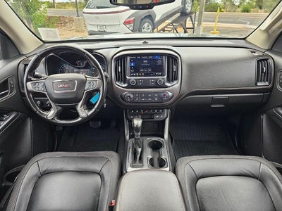 2022 GMC Canyon Crew Cab Short Box 4-Wheel Drive AT4 w/Leather