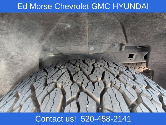 2023 GMC Canyon Crew Cab Short Box 4-Wheel Drive AT4