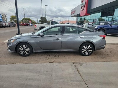 2022 Nissan Altima 2.5 SL AWD Sedan