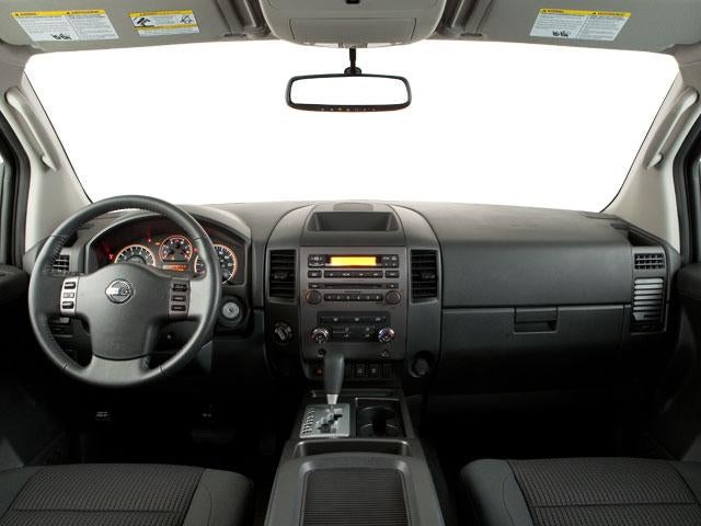 2010 Nissan Titan 4WD Crew Cab Short Bed PRO-4X