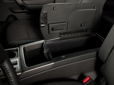 2010 Nissan Titan 4WD Crew Cab Short Bed PRO-4X