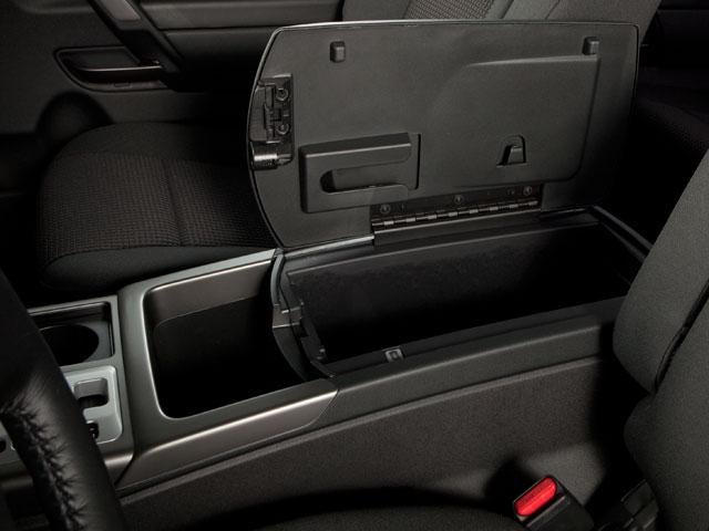 2010 Nissan Titan 4WD Crew Cab Short Bed PRO-4X