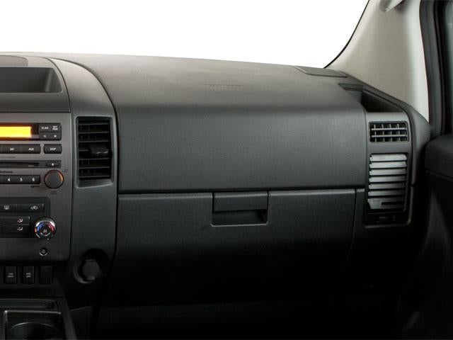2010 Nissan Titan 4WD Crew Cab Short Bed PRO-4X