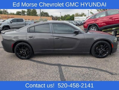 2016 Dodge Charger 4dr Sdn SXT RWD