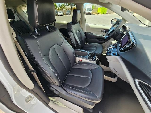 2024 Chrysler Pacifica Touring L FWD