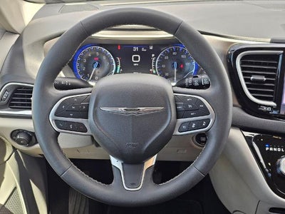 2024 Chrysler Pacifica Touring L FWD