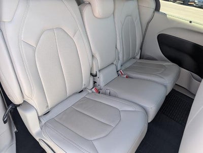 2021 Chrysler Pacifica Touring L FWD