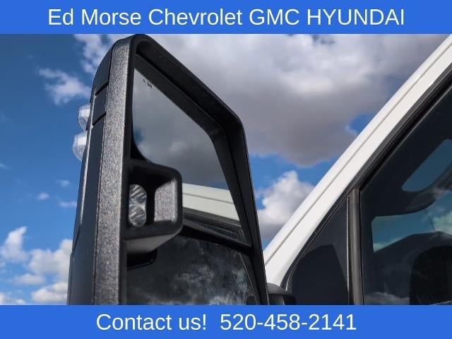 2025 Chevrolet Silverado 2500 HD Crew Cab Standard Box 4-Wheel Drive Custom