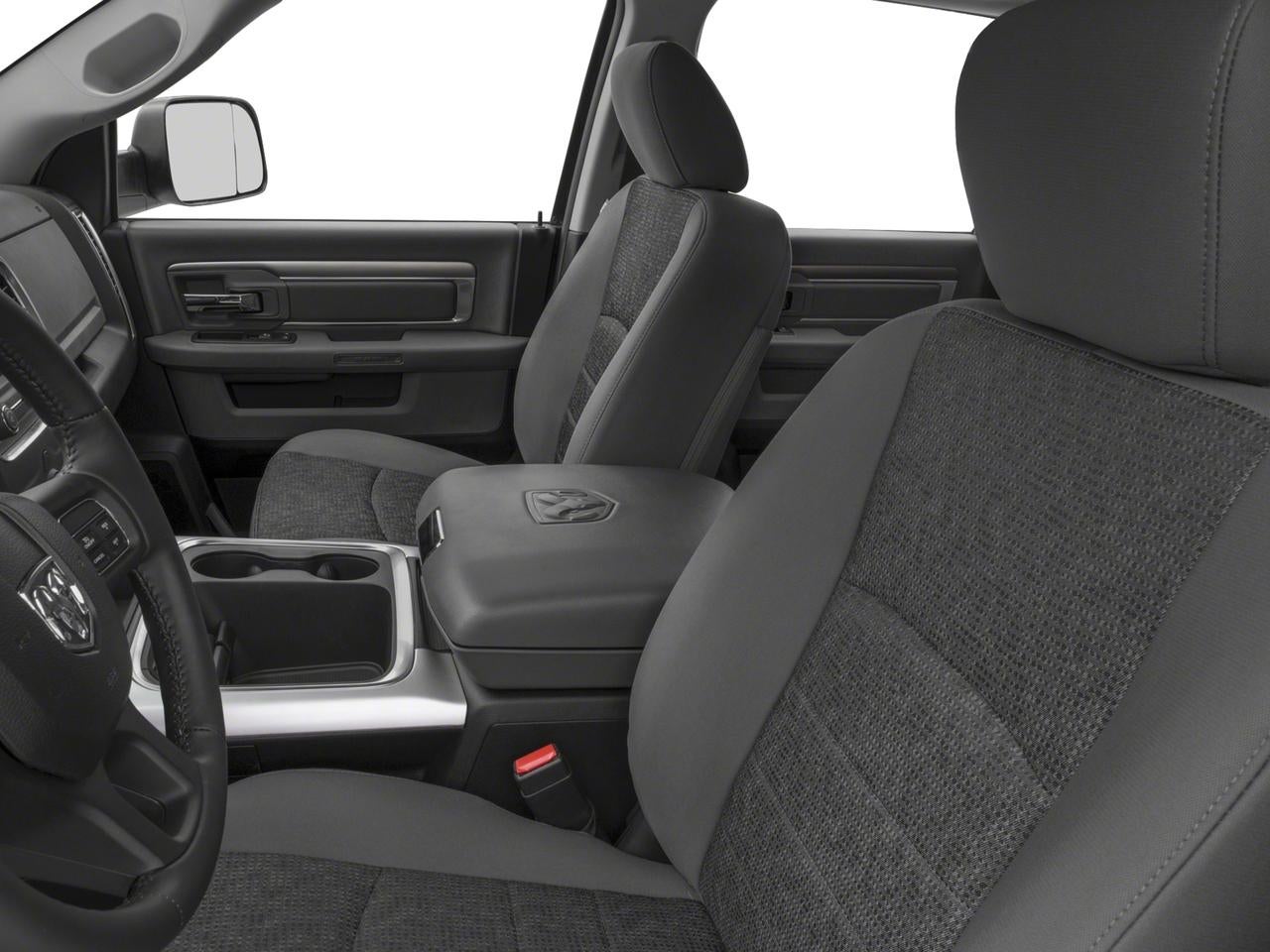2016 RAM 2500 4WD Crew Cab 6.4 Ft Box SLT