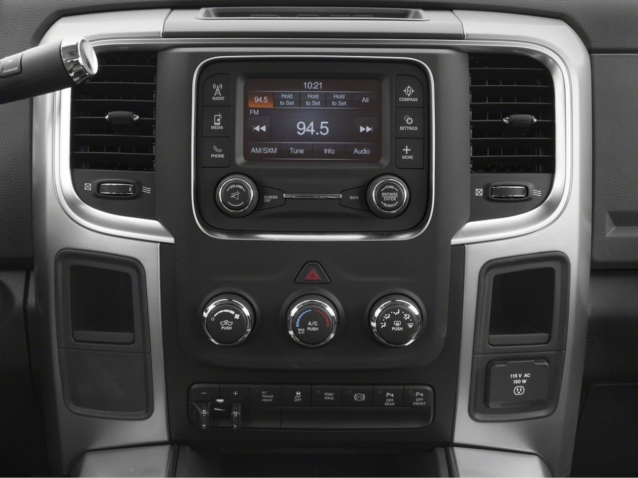 2016 RAM 2500 4WD Crew Cab 6.4 Ft Box SLT