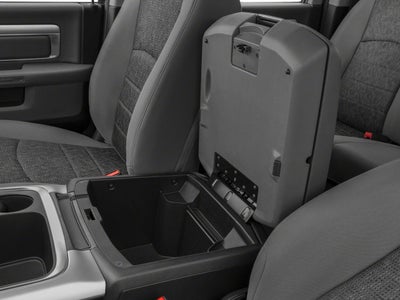 2016 RAM 2500 4WD Crew Cab 6.4 Ft Box SLT