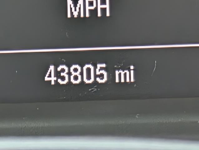 2022 Chevrolet Silverado 1500 Crew Cab Short Box 2-Wheel Drive Custom