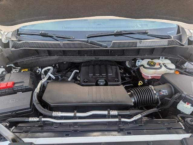 2022 Chevrolet Silverado 1500 Crew Cab Short Box 2-Wheel Drive Custom