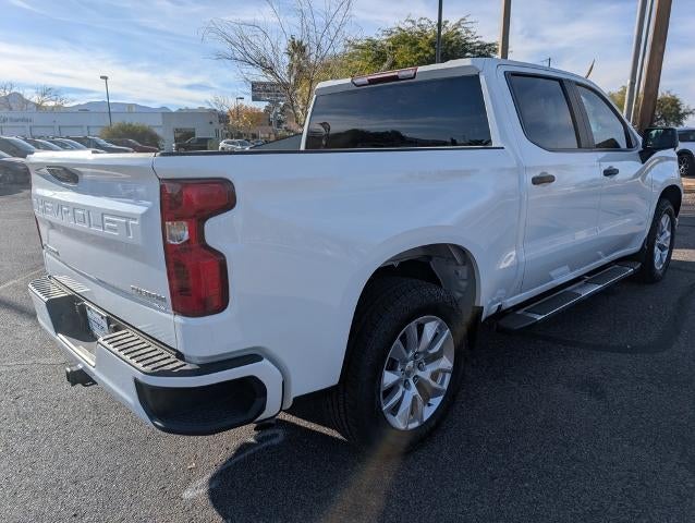 2022 Chevrolet Silverado 1500 Crew Cab Short Box 2-Wheel Drive Custom