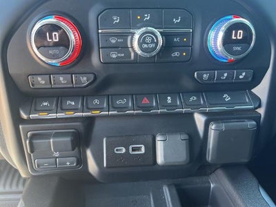 2021 GMC Sierra 1500 Crew Cab Short Box 4-Wheel Drive AT4