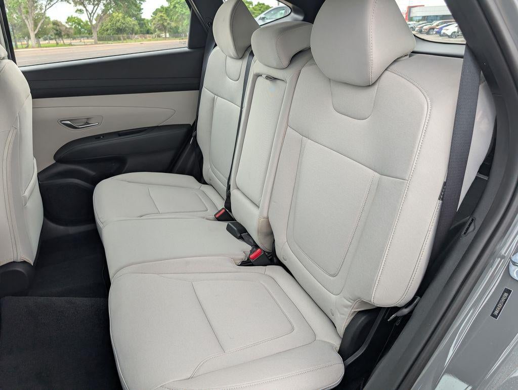 2026 Hyundai TUCSON SE FWD