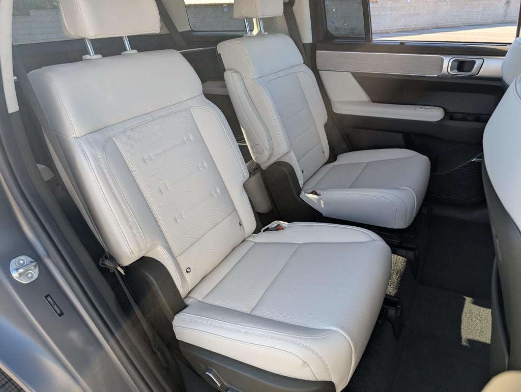 2025 Hyundai SANTA FE Calligraphy AWD