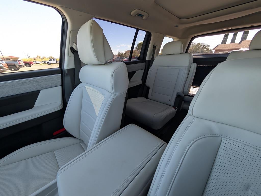 2025 Hyundai SANTA FE Calligraphy AWD