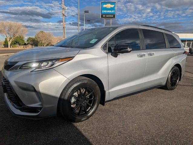 2023 Toyota Sienna Woodland Edition AWD 7-Passenger (Natl)