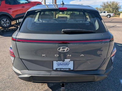 2026 Hyundai KONA SE FWD