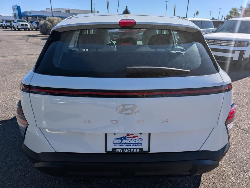 2026 Hyundai KONA SE FWD