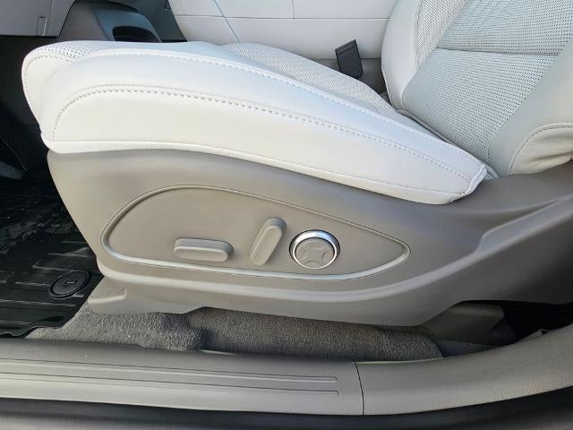 2026 Hyundai Palisade Hybrid SEL Premium 8P