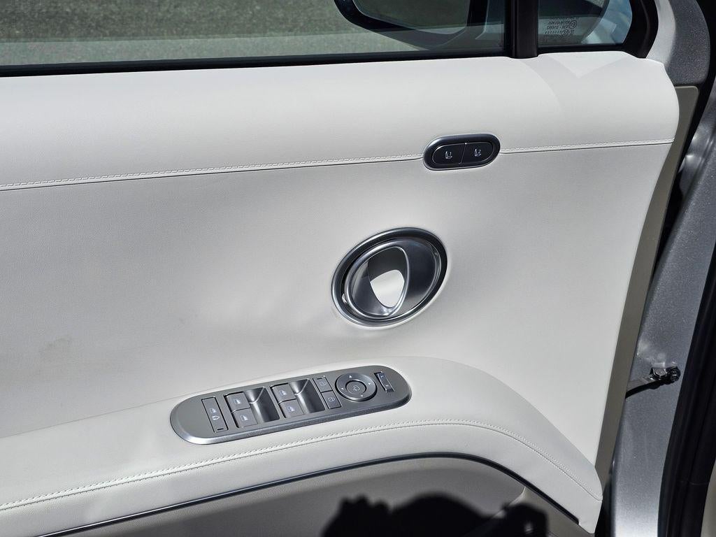 2026 Hyundai Palisade Hybrid SEL Premium 8P