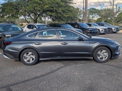 2026 Hyundai SONATA SE