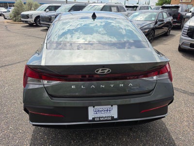 2026 Hyundai ELANTRA SE