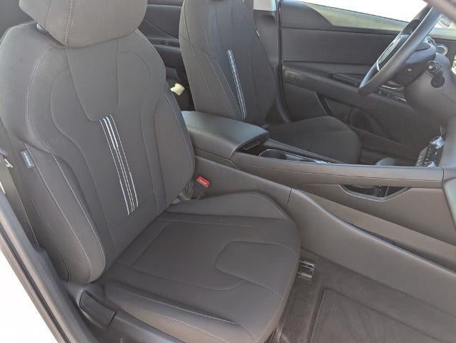 2025 Hyundai ELANTRA Hybrid Blue DCT