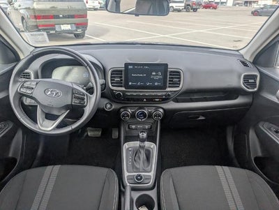 2025 Hyundai VENUE SEL IVT