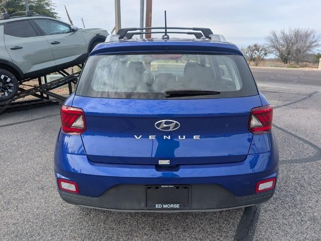 2025 Hyundai VENUE SEL IVT