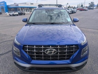 2025 Hyundai VENUE SEL IVT