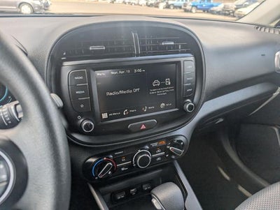 2025 Kia Soul LX FWD