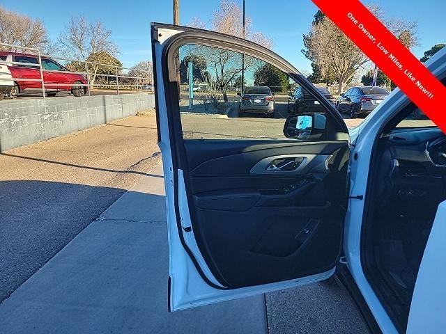 2023 Chevrolet Traverse LT