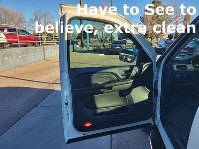 2007 Cadillac Escalade Base