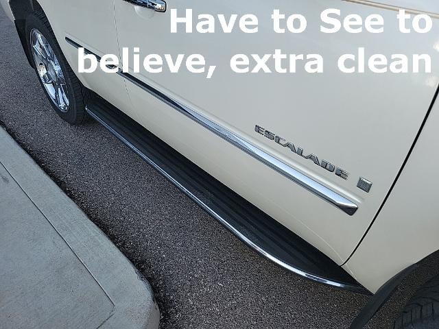 2007 Cadillac Escalade Base