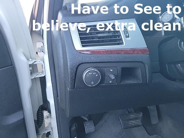 2007 Cadillac Escalade Base