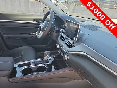 2025 Nissan Altima SR