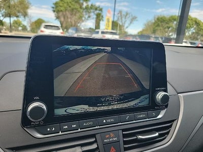 2025 Nissan Altima SR