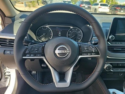 2025 Nissan Altima SR