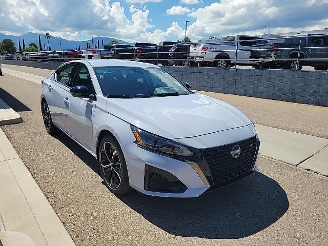 2025 Nissan Altima SR