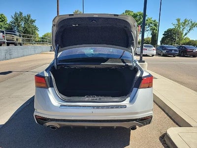2022 Nissan Altima 2.5 SR