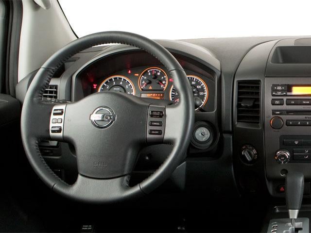2010 Nissan Titan SE