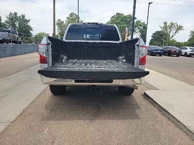 2017 Nissan Titan SV