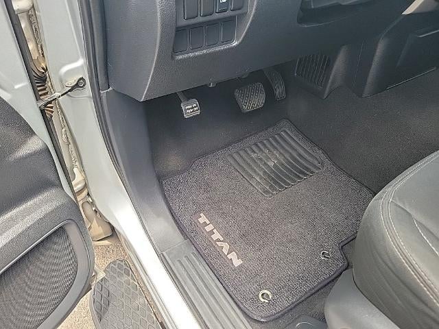 2017 Nissan Titan SV