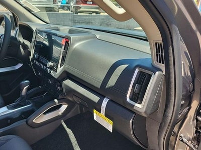 2026 Nissan Frontier Crew Cab SV
