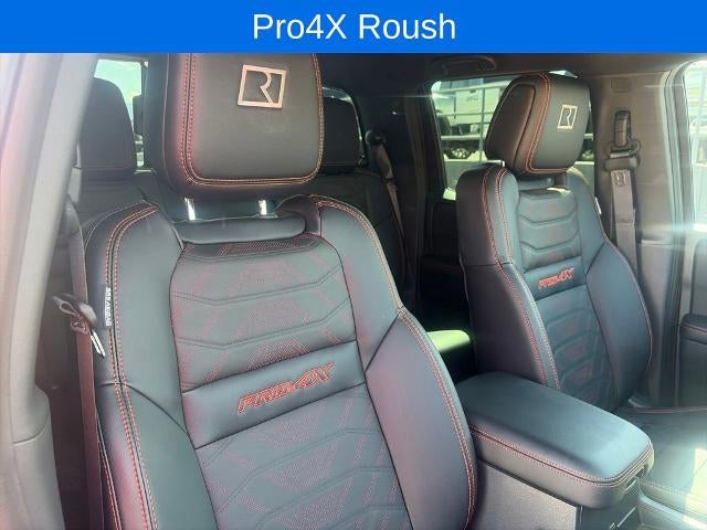 2026 Nissan Frontier Crew Cab 4x4 PRO-4X w/R Package